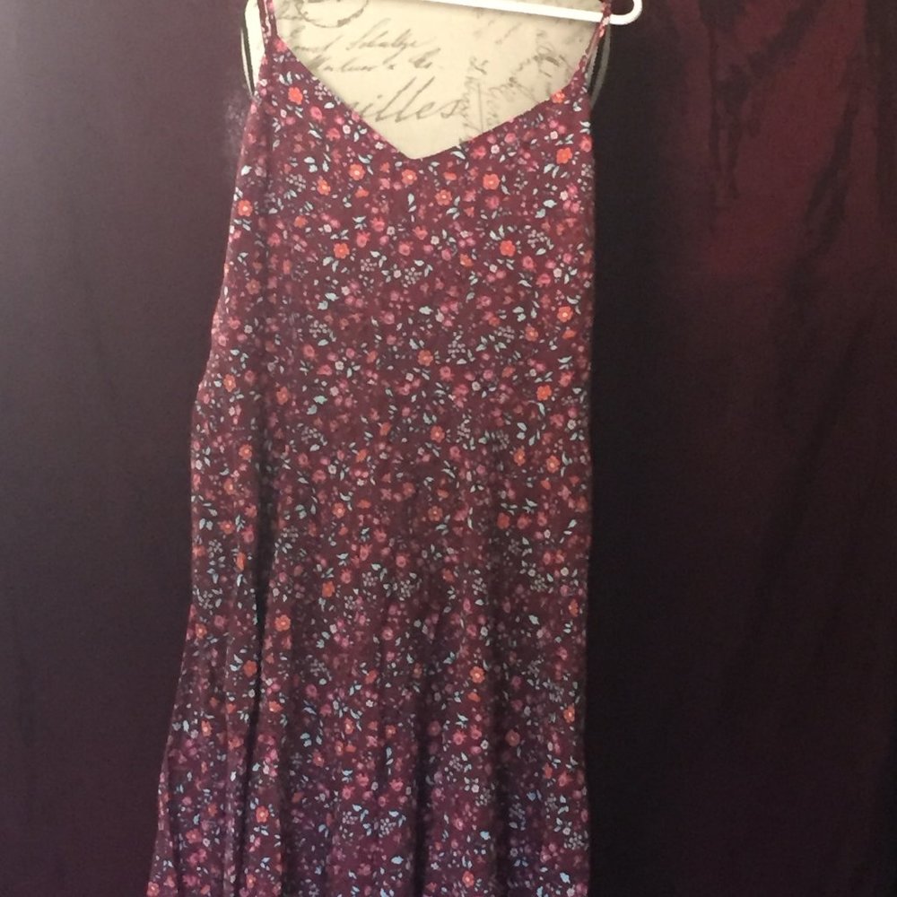 #135 Gap floral sundress